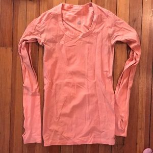 Lululemon long sleeve shirt